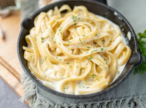 Bijeli umak za tjesteninu