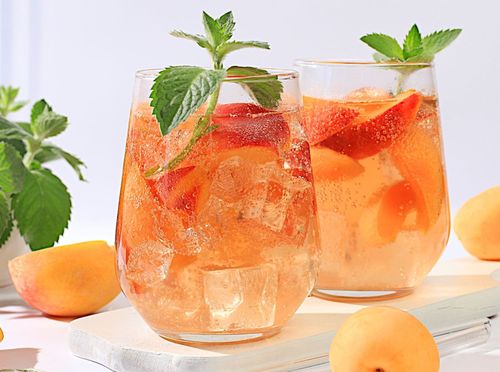 Rosé Aperol Spritz
