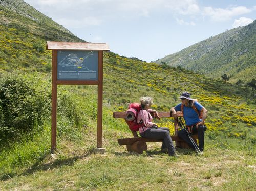 Ulaz na stazu sa strane Žrnovnice