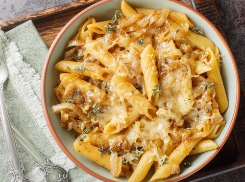 Tjestenina sa sirom i lukom