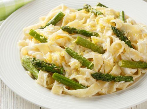 Kremasta tjestenina sa šparogama