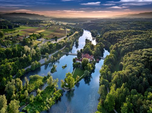 Hotel Grad Otočec- jedini dvorac na otoku u Sloveniji