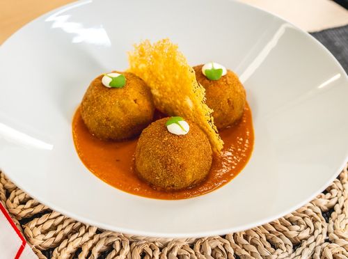 Ana-Maria Cuglin: Arancini na šalši s porilukom i tuilesom od parmezana - 14