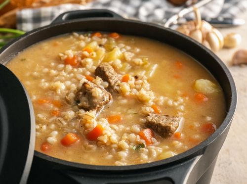 Gulaš od junetine s ječmom