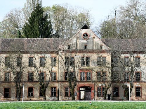 Domobranska vojarna u Sisku - 1