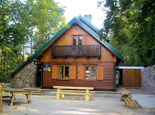 Planinarski dom Hahlić