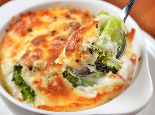 Složenac s brokulom i sirom