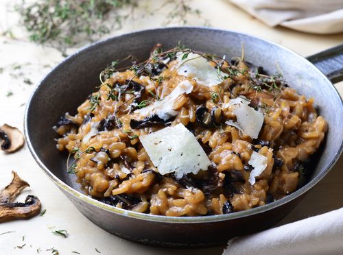 Tjestenina u umaku od smeđih šampinjona