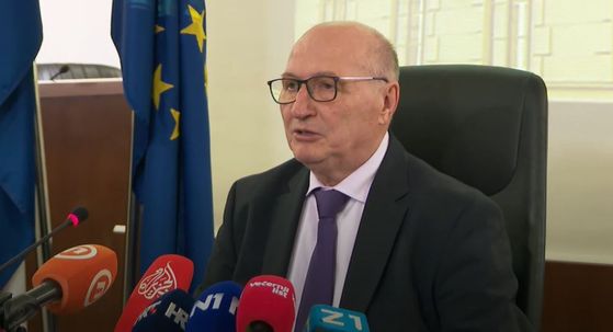 Ustavni sud odlučio o Zoranu Milanoviću (Na slici Miroslav Šeparović, predsjednik Ustavnog suda)