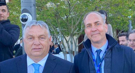 Viktor Orbán i Stephen Nikola Bartulica