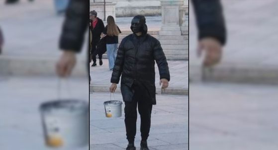Maskirani napadač u Zadru