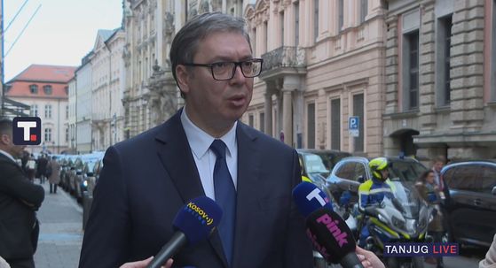 Aleksandar Vučić i Zoran Milanović - 1