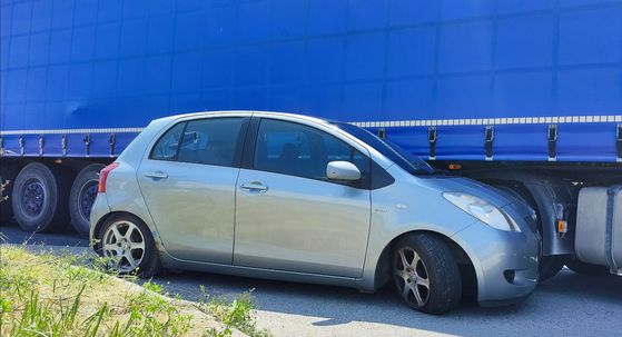 Sudar automobila i kamiona u Buzinu - 1