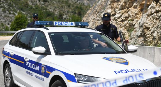 U kanjonu Čikole pao je mađarski vojni helikopter - 10