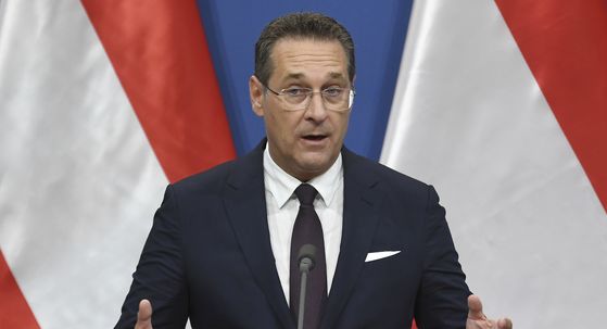 Christian Strache (Foto: ATTILA KISBENEDEK / AFP)