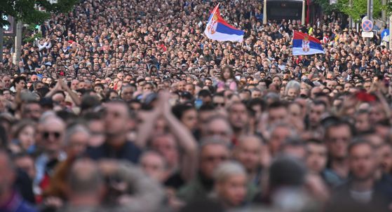 Veliki prosvjed u Beogradu nakon dva krvoprolića u Srbiji - 1