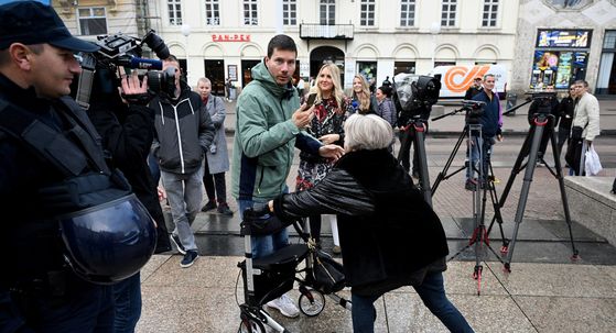 Gospođa napala Ivana Pernara