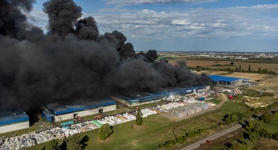 Pogleda iz zraka na požar u Osijeku - 10