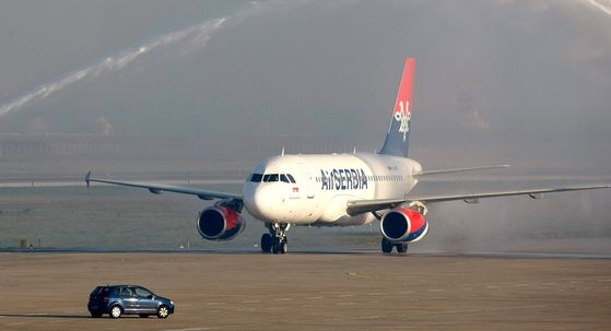 Zrakoplov Air Serbia, ilustracija