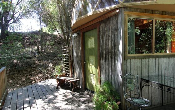 Kućica u obliku gljive u Kaliforniji na Airbnb-u - 5