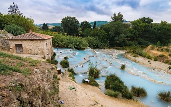 Saturnia - 1