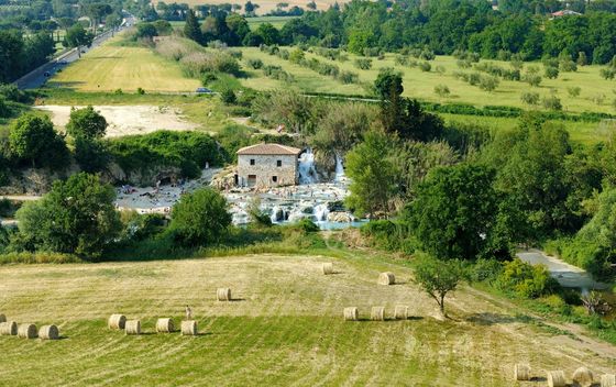 Saturnia - 2