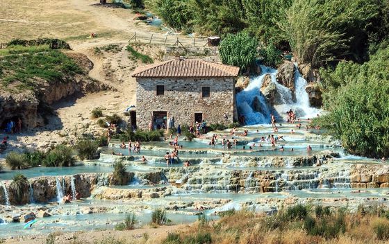 Saturnia