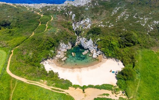 Playa de Gulpiyuri