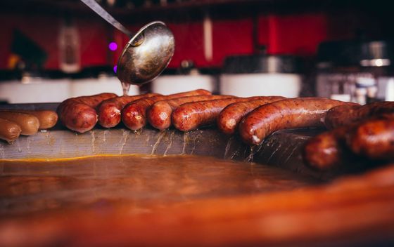 Domaće kobasice dimljene na drva