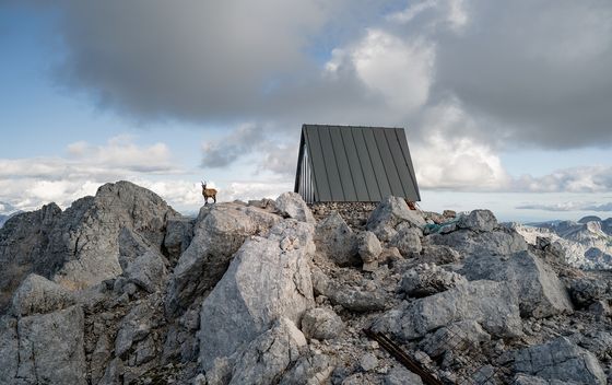 Planinarsko sklonište u sjećanje na Lucu Vuericha u Julijskim Alpama - 5