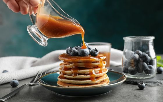 Umak nalik na karamelu može se napraviti i od datulja