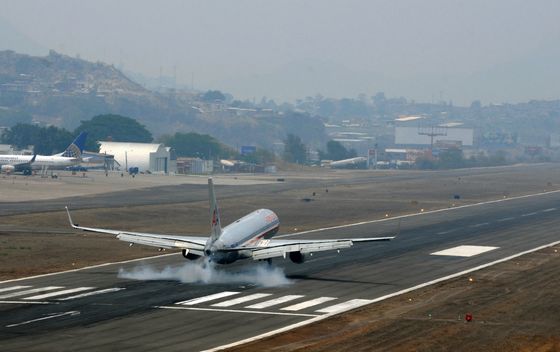 Aerodrom Toncontin, Honduras - 1
