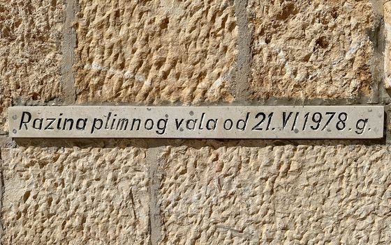 Plimni val