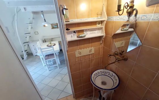 Kuća na Visu za robinzonski odmor - 7
