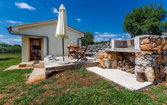 Robinzonska kuća Tubile na Krku, Airbnb - 4