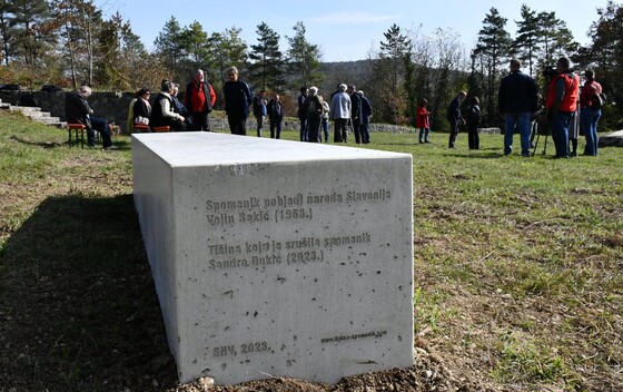 Tisina koja je srusila spomenik