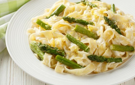 Kremasta tjestenina sa šparogama