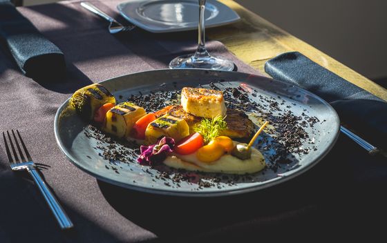 Teleći rižot sa sladoledom od paškog sira i fritulama od bjelanjaka i parmezana