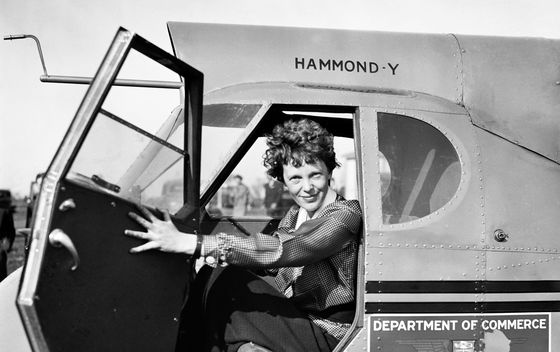 Amelia Earhart - 2