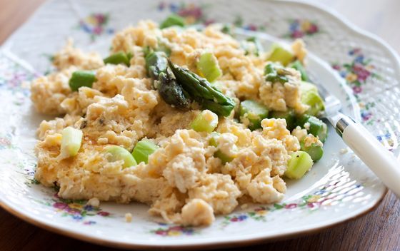 Jaja na kajganu i šparoge