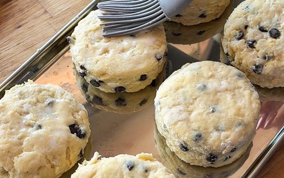 Preporuka Cellulite Factory: Scones s čokoladom i jagodama