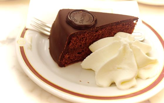 Originalna Sacherova torta - 2