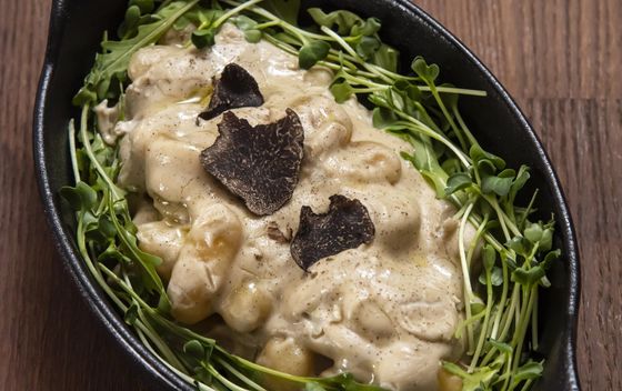 Posebna večera u suradnji Biomanije i umjetnice Aklee Neon - 1