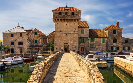 Kaštel Gomilica