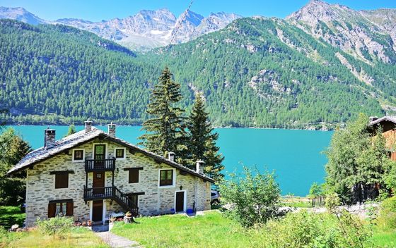 Pijemont se ponosi prekrasnim prirodnim krajolicima koji privlače turiste