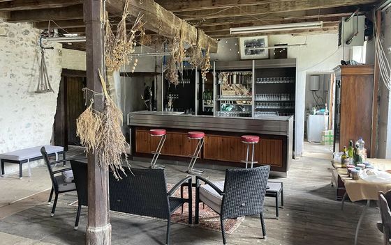 Dvorac u Francuskoj na prodaju - 8