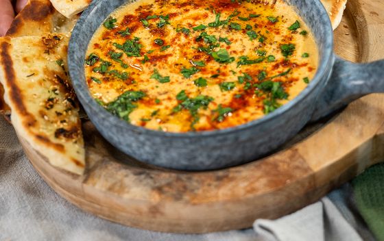 Humus i fleatbread chefa Marija Mihelja