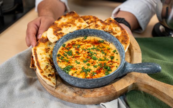 Humus i fleatbread chefa Marija Mihelja