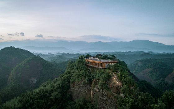 Eagel Rock Cliff hotel u Kini - 1