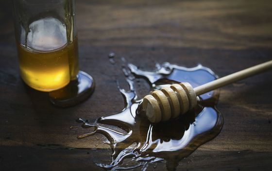 Ako se dobro zatvori, med može potrajati stotinama godina